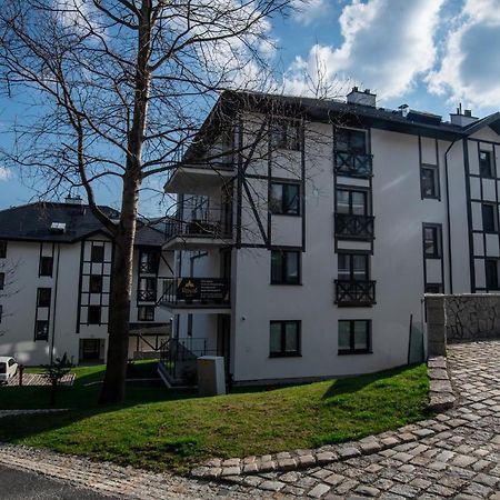 Apartamenty Amira W Kompleksie Apartamenty Piano Świeradów-Zdrój Exteriör bild