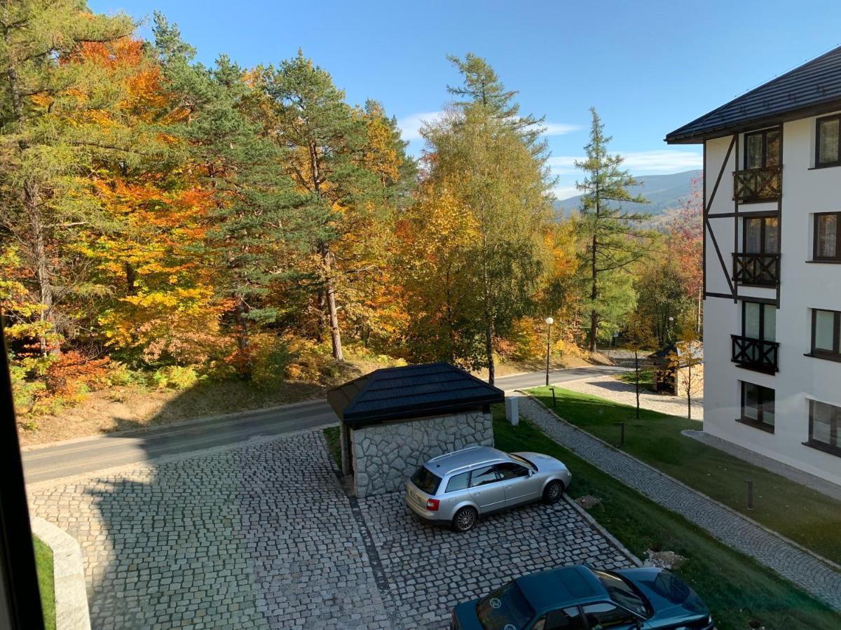 Apartamenty Amira W Kompleksie Apartamenty Piano Świeradów-Zdrój Exteriör bild